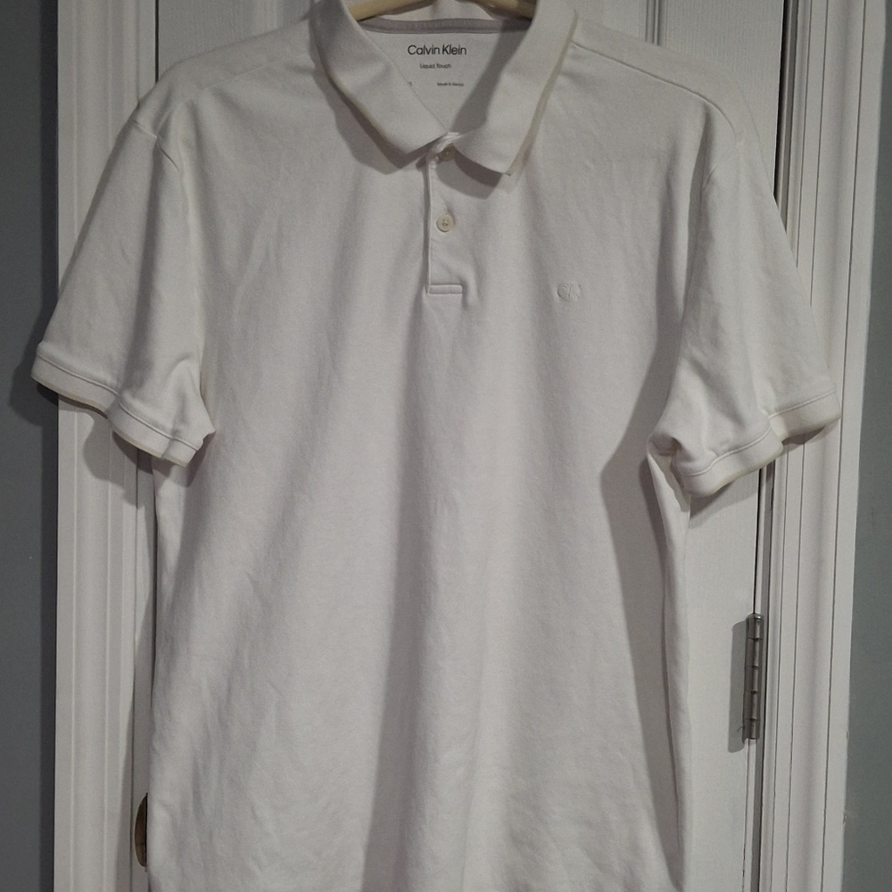 Calvin Klein liquid Touch Men's White Polo Shirt  SMOKE FREE HOME